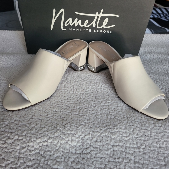 Nanette Dani Mules Size 7 Medium - Picture 6 of 11